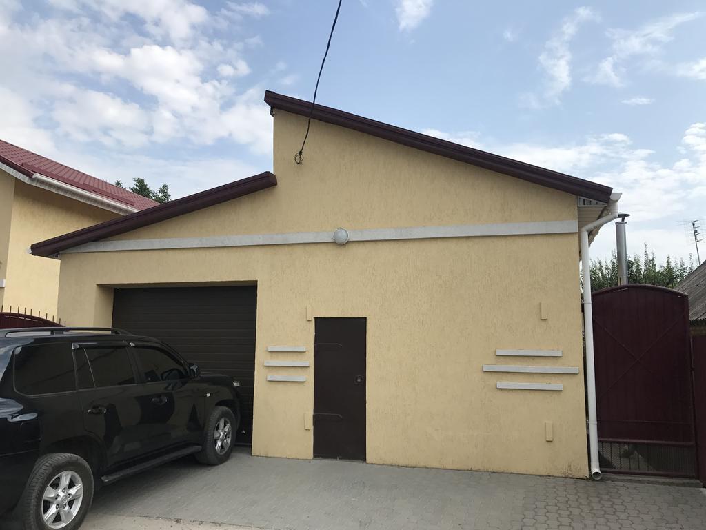 Apartment On Rekonstruktyvna Street Zaporizhia Exterior foto
